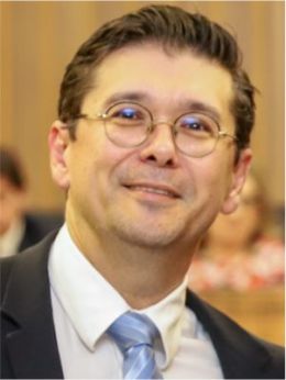 Maurício Matsushima Teixeira
Diretor Administrativo e Financeiro